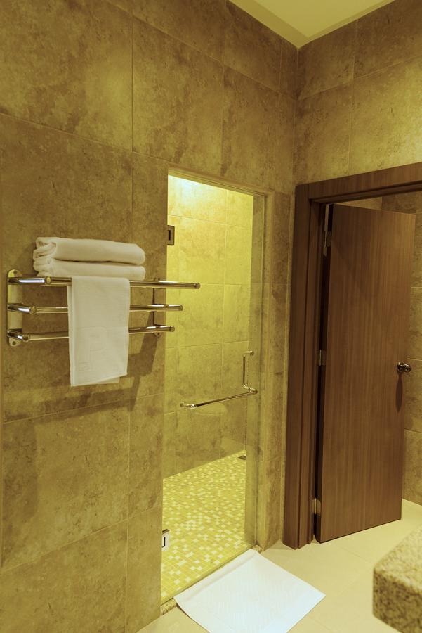 Np Hotel Y Suites Guayaquil Eksteriør bilde
