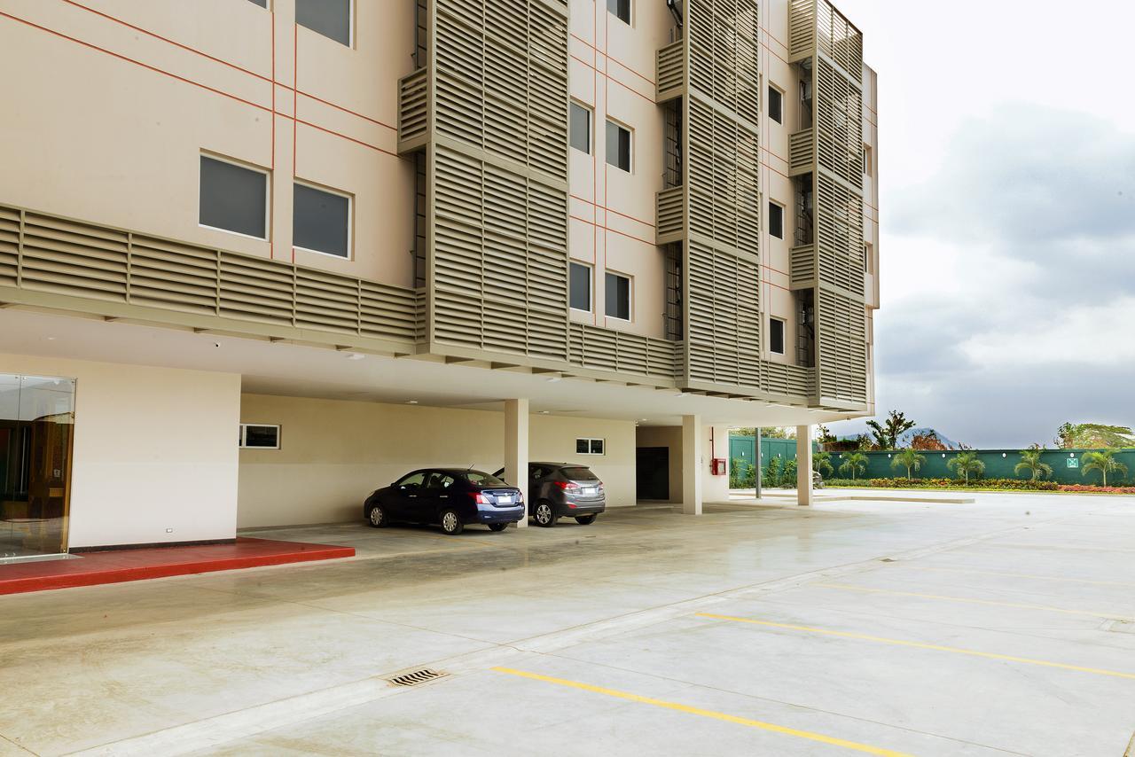 Np Hotel Y Suites Guayaquil Eksteriør bilde